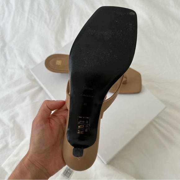 Totême The Flip-Flop Heel | Size 39 - Picture 7 of 7